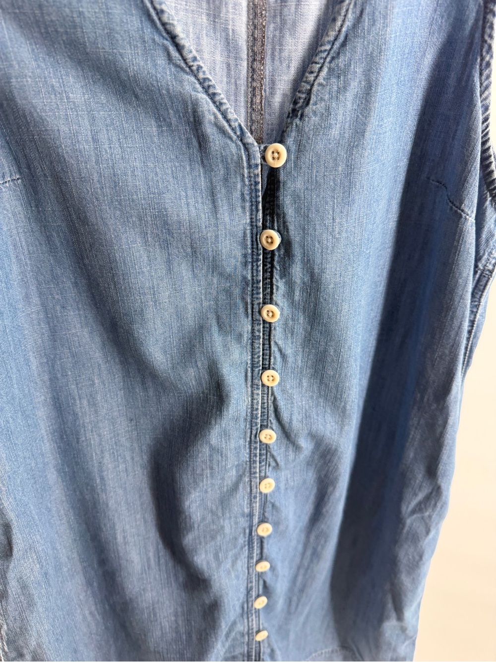 Madewell button front sleeveless easy in haslett wash dress. Size M Style L4473 - Picture 6 of 12